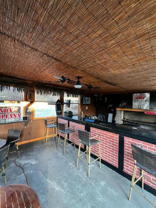 타폰스프링스 Tampa Bay Oasis 아파트 외부 사진